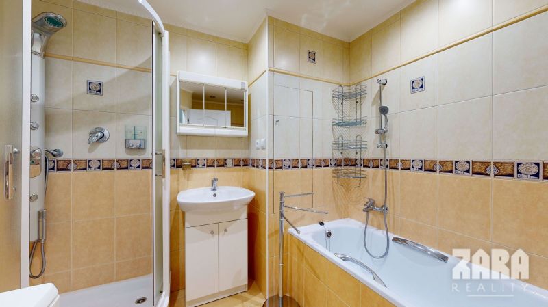 TERASA - ul. Obrody, 3 izb. byt, 69 m2. Zariadený. Kúpou voľný