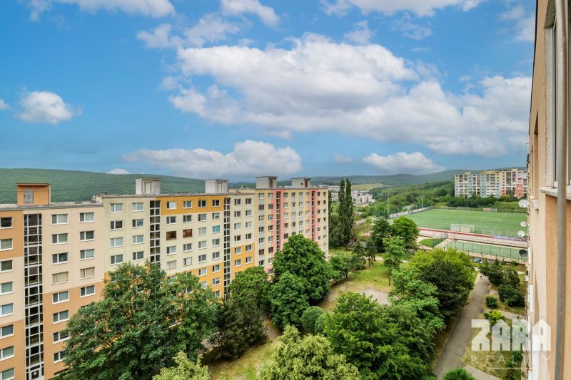KVP ČORDÁKOVÁ - KLIMATIZOVANÝ 3 izbový byt, 70 m2 + loggia. KR