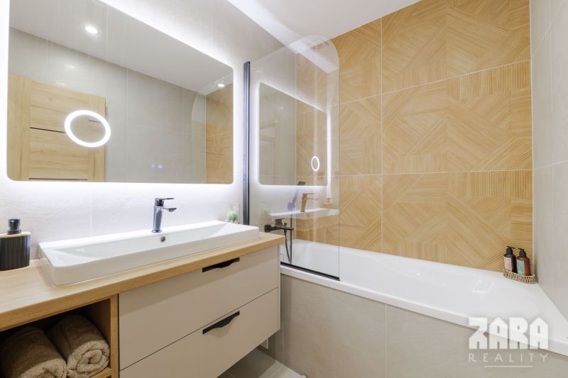 KVP ČORDÁKOVÁ - KLIMATIZOVANÝ 3 izbový byt, 70 m2 + loggia. KR