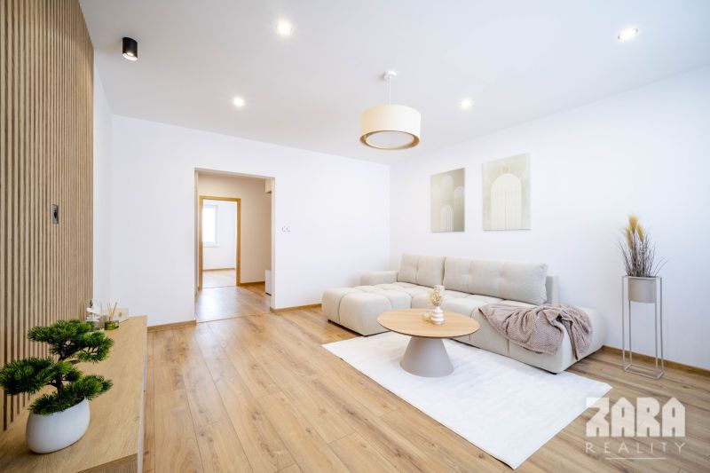 KVP ČORDÁKOVÁ - KLIMATIZOVANÝ 3 izbový byt, 70 m2 + loggia. KR
