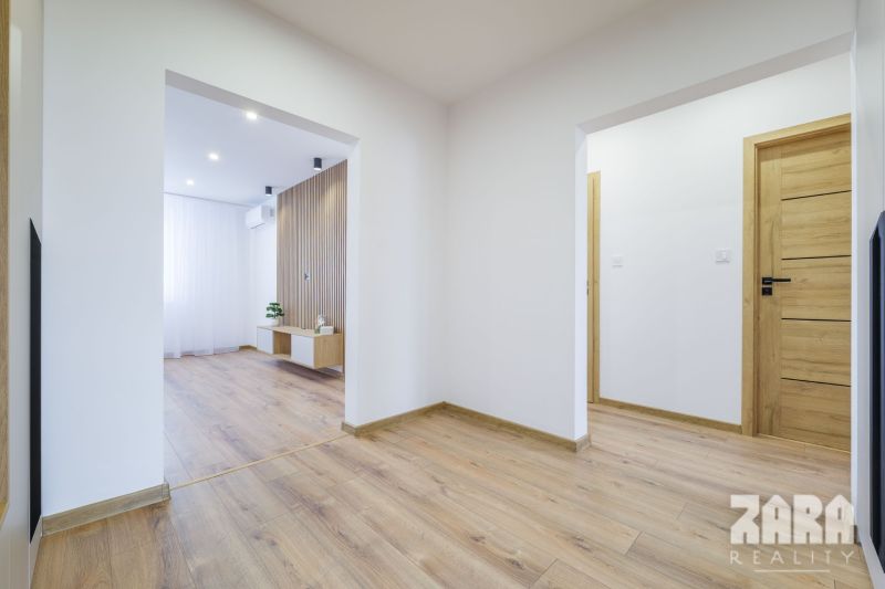 KVP ČORDÁKOVÁ - KLIMATIZOVANÝ 3 izbový byt, 70 m2 + loggia. KR