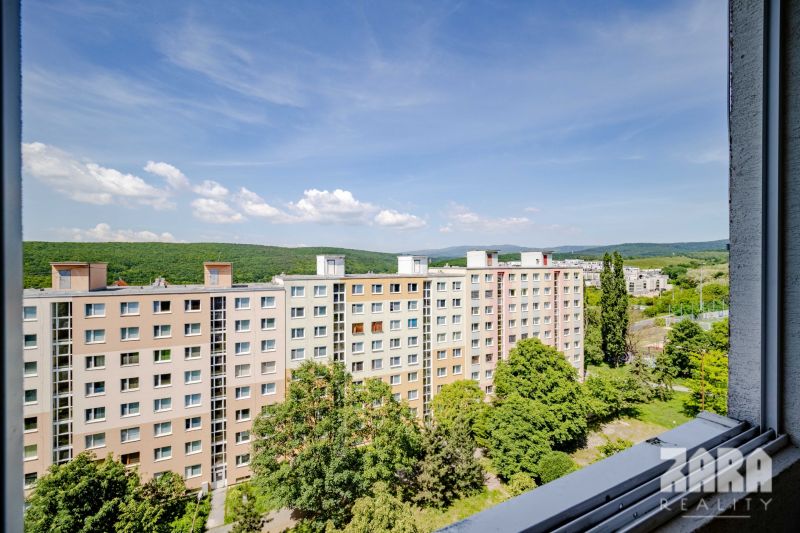 KVP ČORDÁKOVÁ - KLIMATIZOVANÝ 3 izbový byt, 70 m2 + loggia. KR