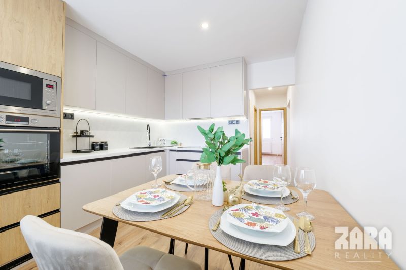KVP ČORDÁKOVÁ - KLIMATIZOVANÝ 3 izbový byt, 70 m2 + loggia. KR