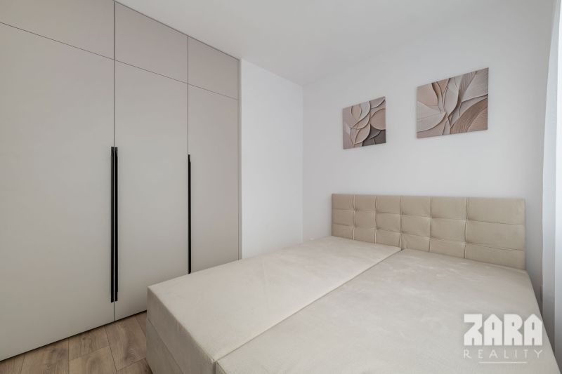 KVP - Titogradska. NOVINKA: Moderný 1,5 izbový byt 36 m2 + loggia. KR