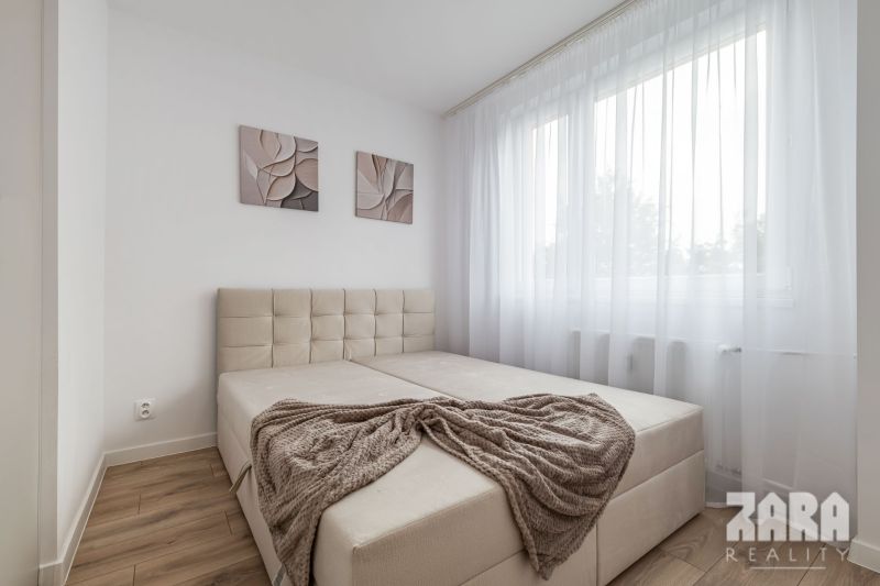 KVP - Titogradska. NOVINKA: Moderný 1,5 izbový byt 36 m2 + loggia. KR
