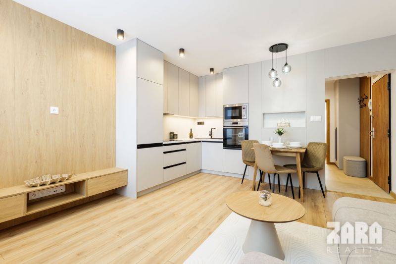 KVP - 3 izb. zariadený, klimatizovaný byt ul. Bauerova, 50 m² + loggia