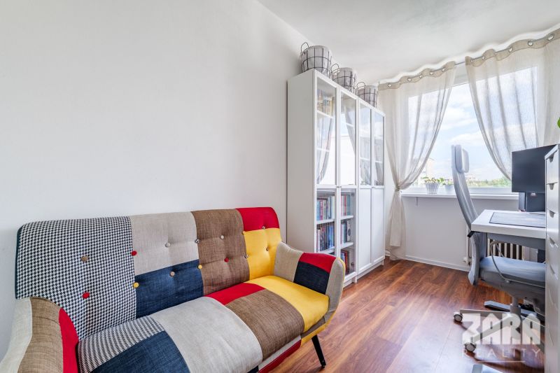 Terasa - Štýlový 3 izb. byt ul. Gudernova, 57 m2, loggia. ZARIADENÝ.KR
