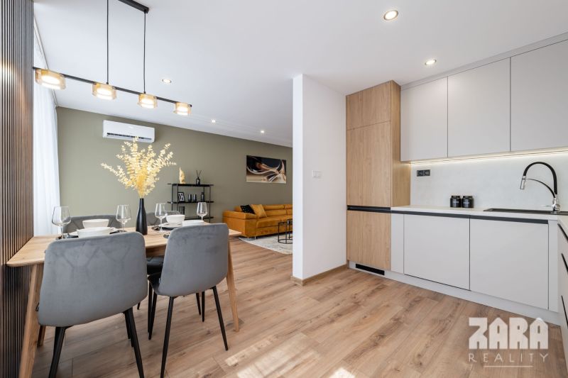 Krosnianska - NOVINKA - KLIMATIZOVANÝ 3 iz. byt., KR. 70 m2 + loggia