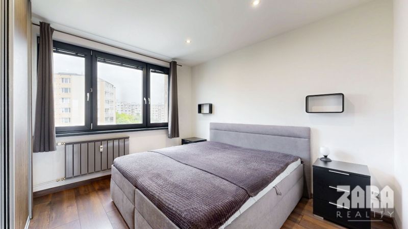 BENADOVA - 4-IZBOVÝ BYT PO KOMPLETNEJ REKONŠTRUKCII, 79 m², LOGGIA 