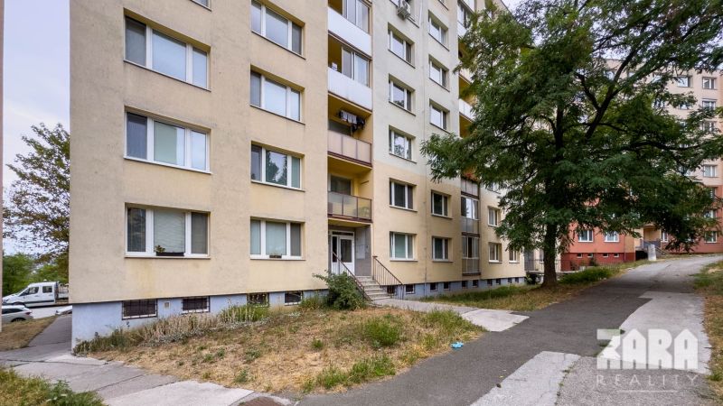 BENADOVA - 4-IZBOVÝ BYT PO KOMPLETNEJ REKONŠTRUKCII, 79 m², LOGGIA 