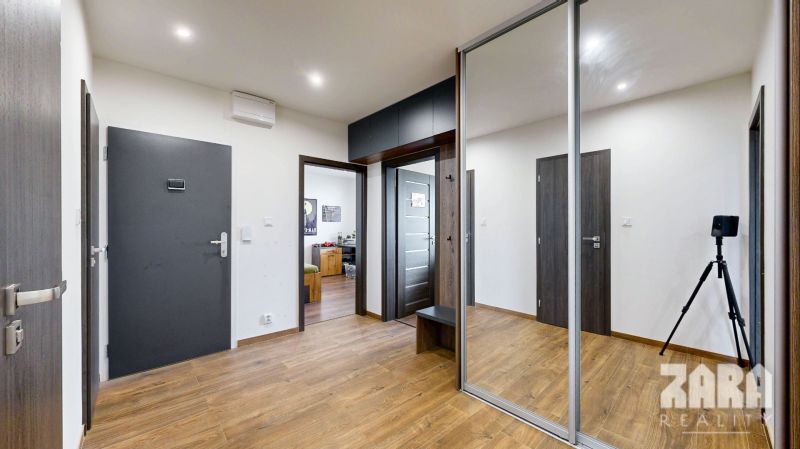 BENADOVA - 4-IZBOVÝ BYT PO KOMPLETNEJ REKONŠTRUKCII, 79 m², LOGGIA 
