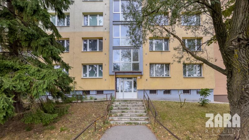 BENADOVA - 4-IZBOVÝ BYT PO KOMPLETNEJ REKONŠTRUKCII, 79 m², LOGGIA 
