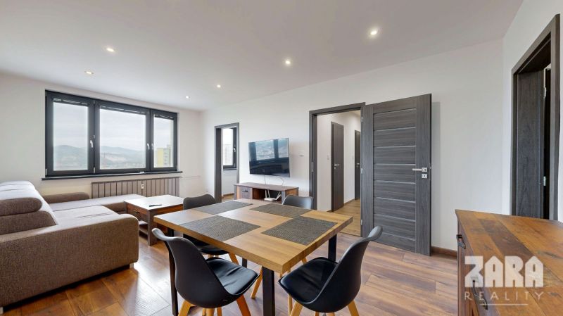BENADOVA - 4-IZBOVÝ BYT PO KOMPLETNEJ REKONŠTRUKCII, 79 m², LOGGIA 
