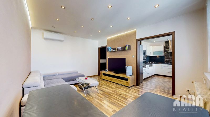 BUKOVECKÁ: 2 izbový byt ul., 50 m2 kompletná rekonštrukcia