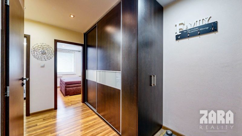 BUKOVECKÁ: 2 izbový byt ul., 50 m2 kompletná rekonštrukcia