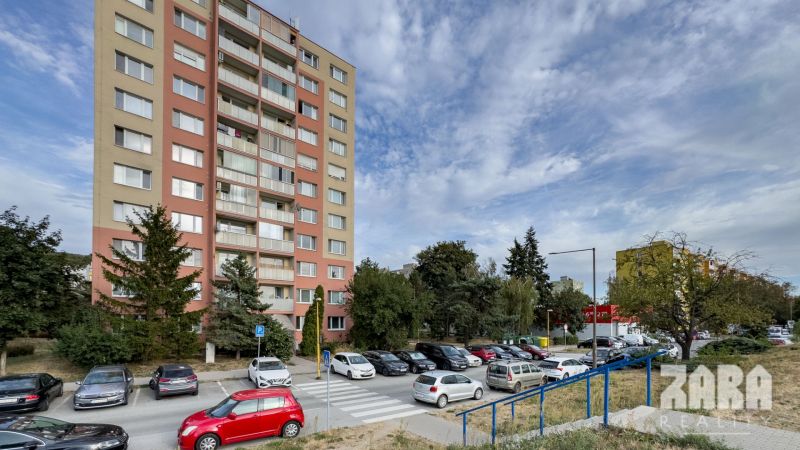 BUKOVECKÁ: 2 izbový byt ul., 50 m2 kompletná rekonštrukcia