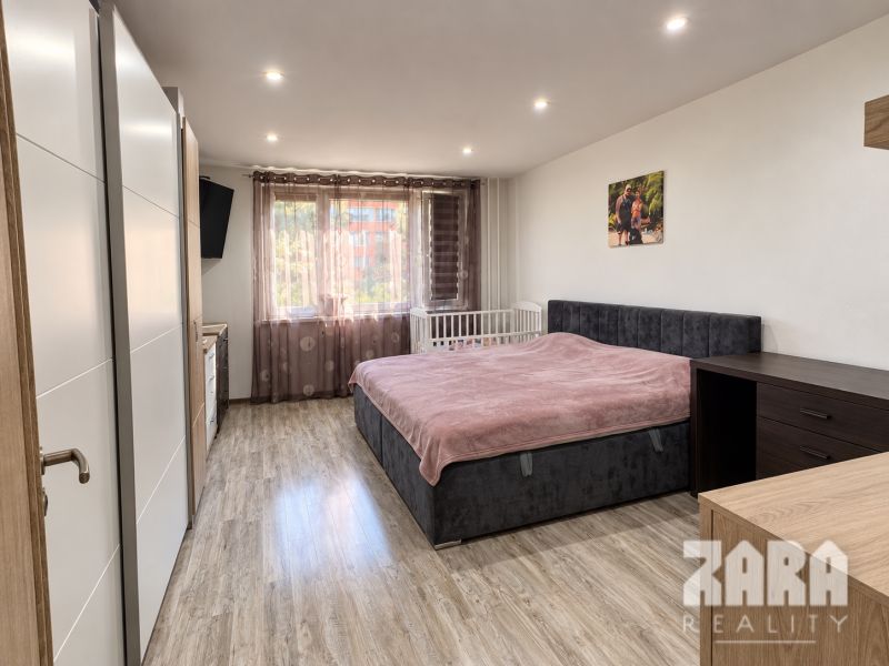 KVP - Čordáková, priestranný  š izb. byt 70 m2, loggia. ČR
